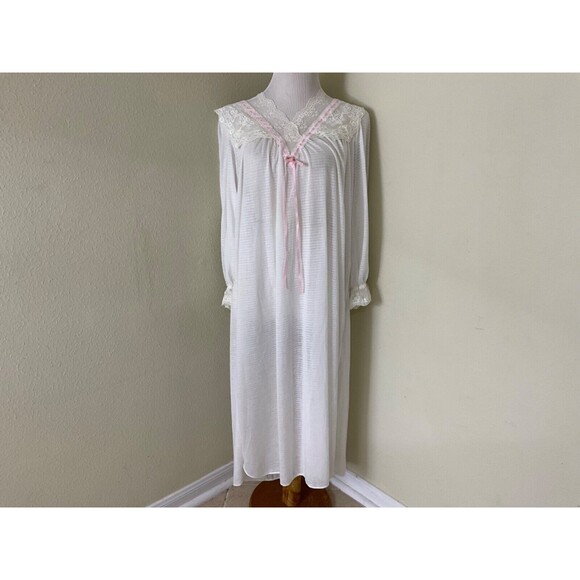VTG LILY OF FRANCE Granny core Cottage core NIGHTGOWN SZ L Cream SATIN LACE - Picture 1 of 12